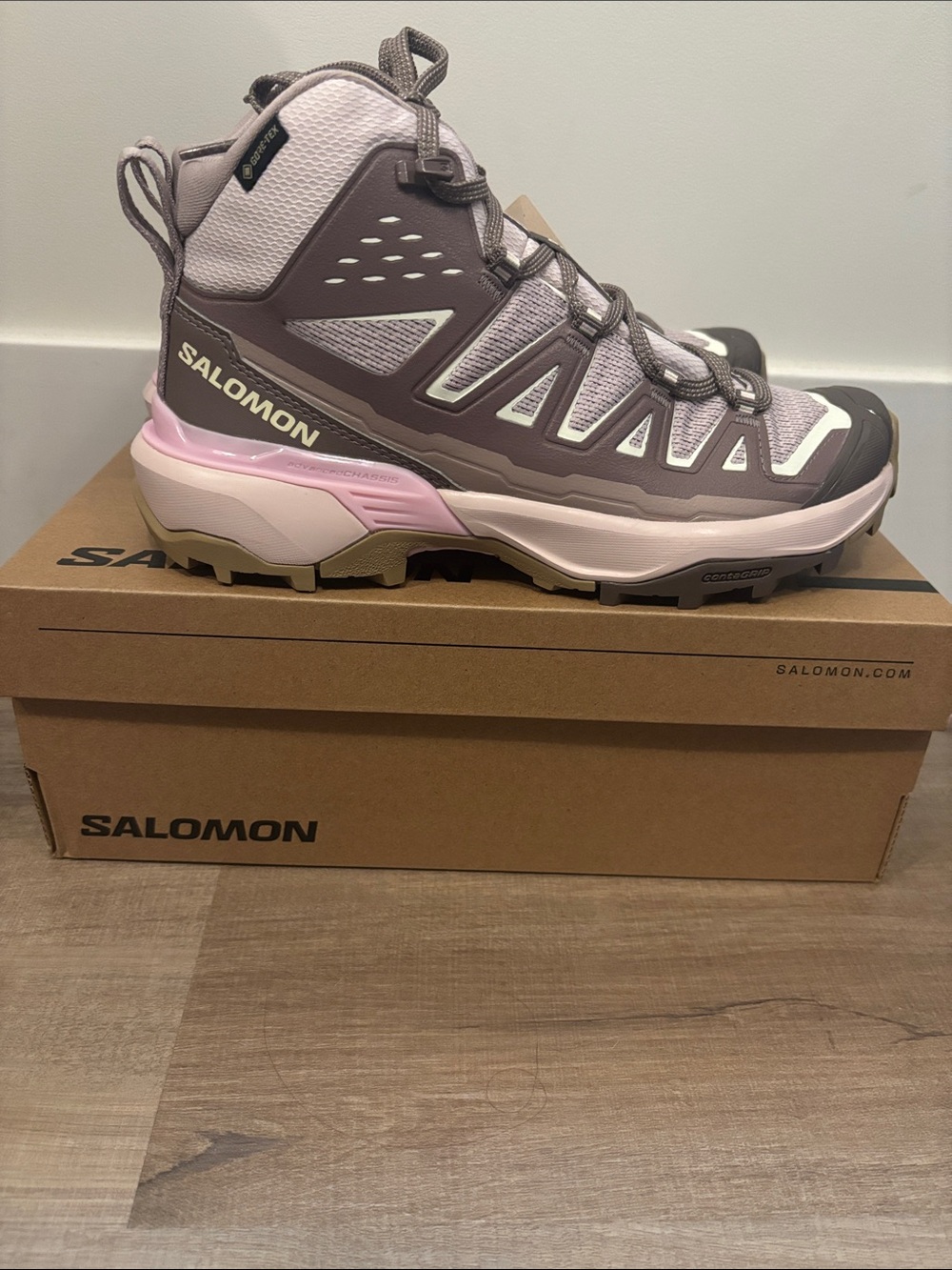 Salomon Women's x ultra 360 edge mid gore Tex hushed violet size 6.5 new